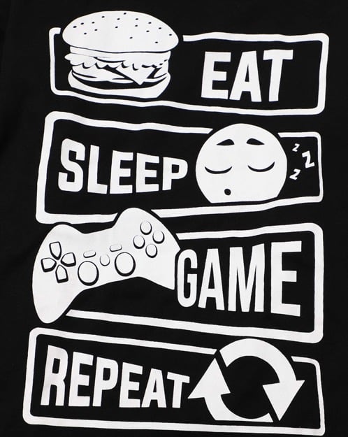 Pyjama pour les passionnés de jeux-vidéos pyjama pour les passionnes de jeux videos
