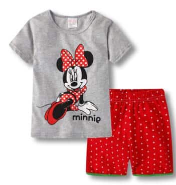 Pyjama d'été t-shirt gris et short rouge à motif Minnie pyjama d ete minnie mouse pour filles 23