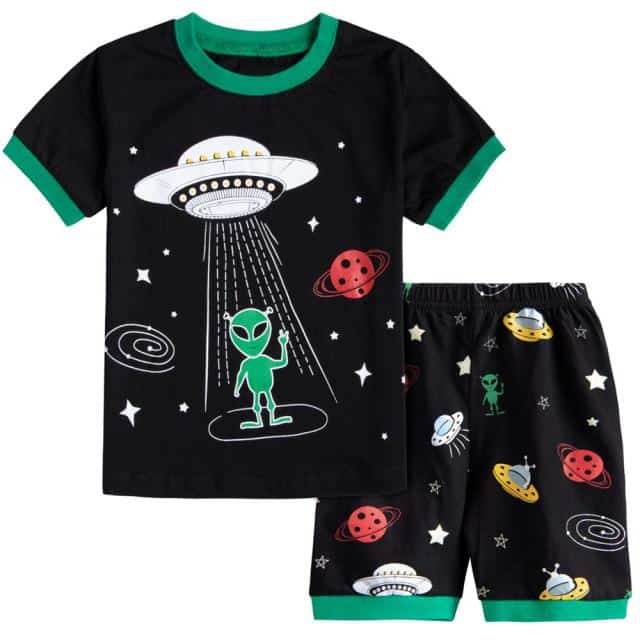 Pyjama t-shirt polo et short à motif galaxie noir et vert à la mode