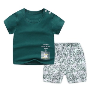 Pyjama deux pièces t-shirt vert et short en coton à la mode