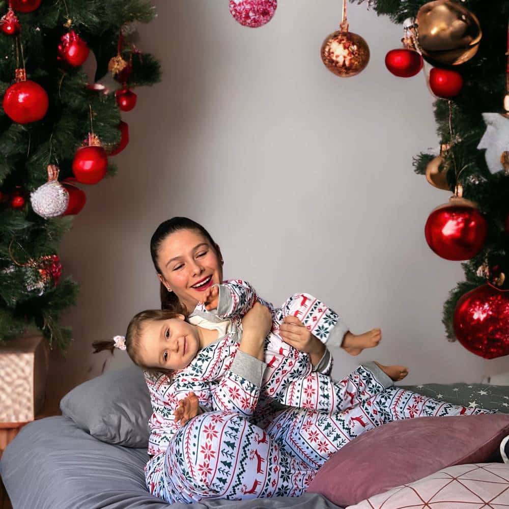Pyjama Noël Famille - Ensemble Assorti Cerfs Et Plaid, Manches Longues, Satin | Pour Parents Et Enfants