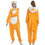 Combinaison pyjama renard pour femmes orange avec un fond blanc