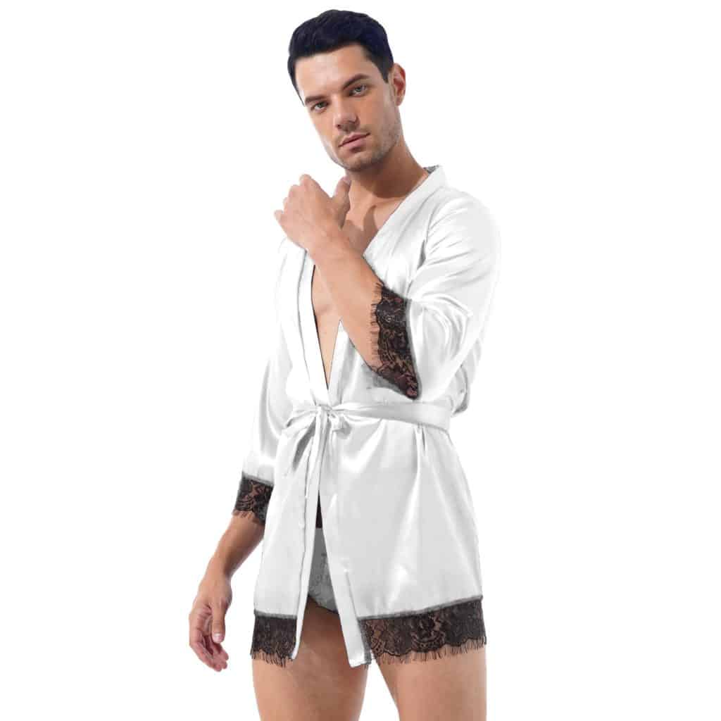 Pyjama blanc en Satin à manches longues pour hommes avec bordure en dentelle pyjama blanc en satin a manches longues pour hommes avec bordure en dentelle 41