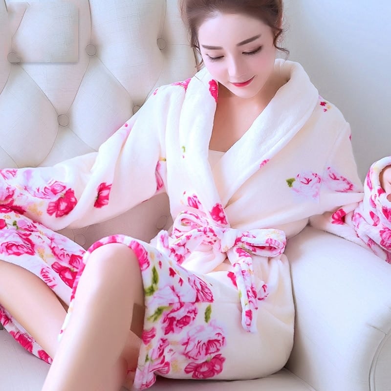 Pyjama robe de nuit en molleton de corail à motif floral pyjama robe de nuit en molleton de corail pour femmes 6